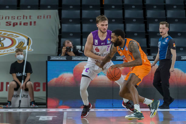 少年足球持 少年足球持