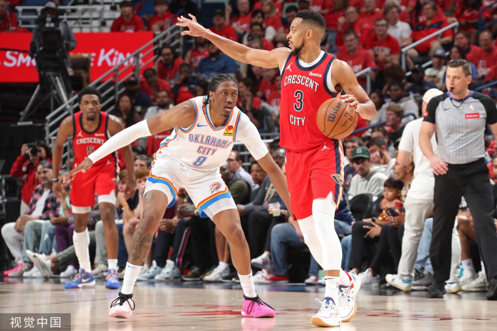 他不仅一次 他不仅一次